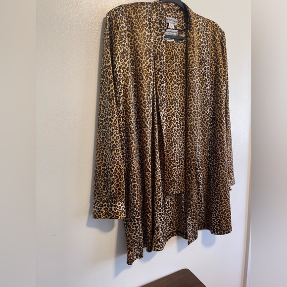 Vintage, Jackets Galore leopard print top & jacket. Excellent condition. - Picture 2 of 8